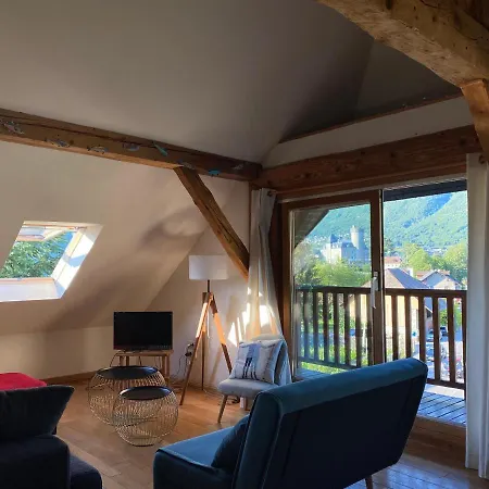Floor Duplex With Private *